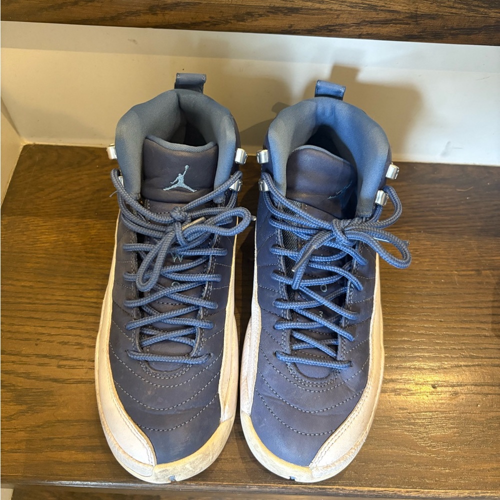 Jordan grade school used shoes size 6